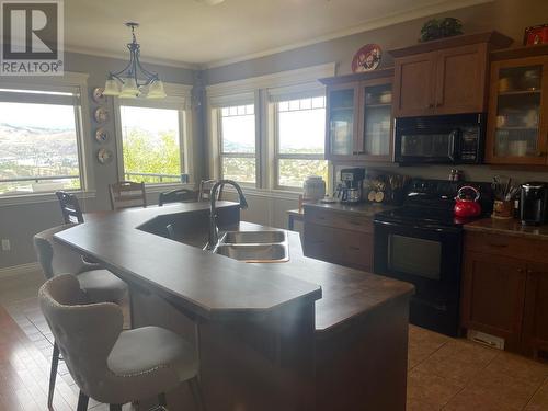 1042 Mt Ida Drive, Vernon, BC - Indoor Photo Showing Kitchen With Double Sink