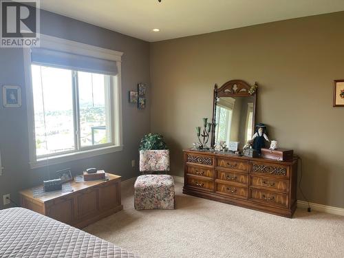 1042 Mt Ida Drive, Vernon, BC - Indoor Photo Showing Bedroom