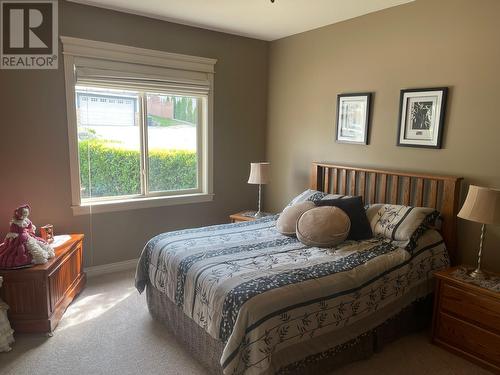 1042 Mt Ida Drive, Vernon, BC - Indoor Photo Showing Bedroom