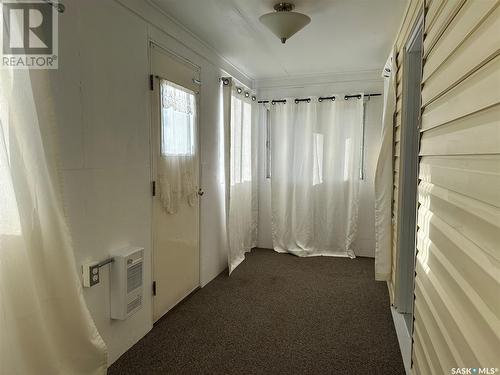 932 9Th Avenue Sw, Moose Jaw, SK - Indoor Photo Showing Other Room