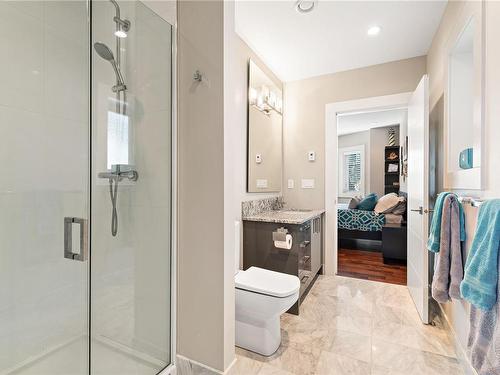 104-231 2Nd Ave, Qualicum Beach, BC - Indoor Photo Showing Bathroom