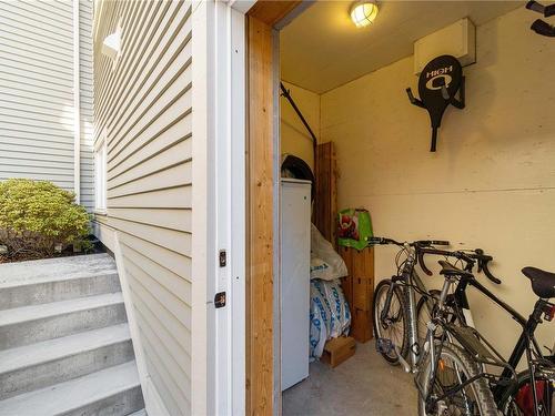 104-231 2Nd Ave, Qualicum Beach, BC - Indoor Photo Showing Other Room