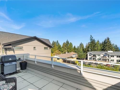 104-231 2Nd Ave, Qualicum Beach, BC - Outdoor With Deck Patio Veranda