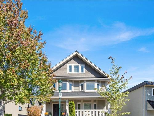 104-231 2Nd Ave, Qualicum Beach, BC - Outdoor With Deck Patio Veranda With Facade