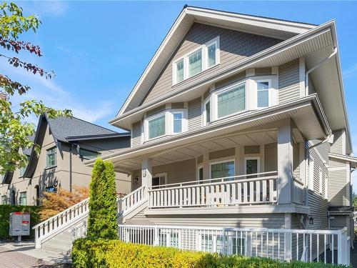 104-231 2Nd Ave, Qualicum Beach, BC - Outdoor