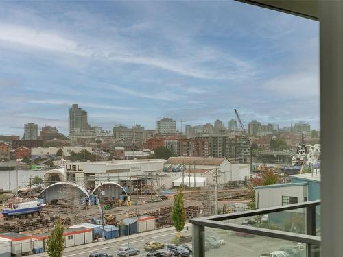 401-369 Tyee Rd, Victoria, BC - Outdoor With View