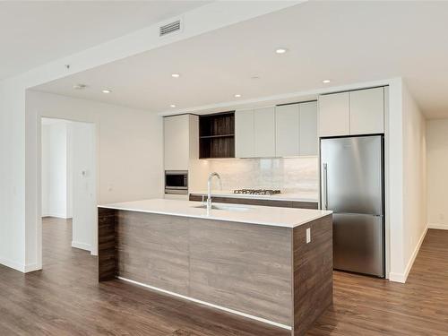 401-369 Tyee Rd, Victoria, BC - Indoor Photo Showing Kitchen With Upgraded Kitchen