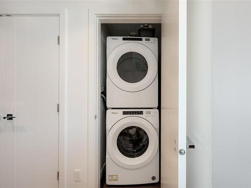 407-363 Tyee Rd, Victoria, BC - Indoor Photo Showing Laundry Room