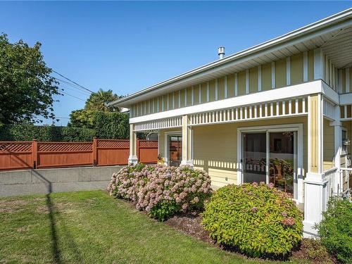 2344 Weiler Ave, Sidney, BC 