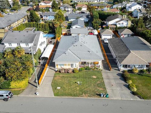 2344 Weiler Ave, Sidney, BC 