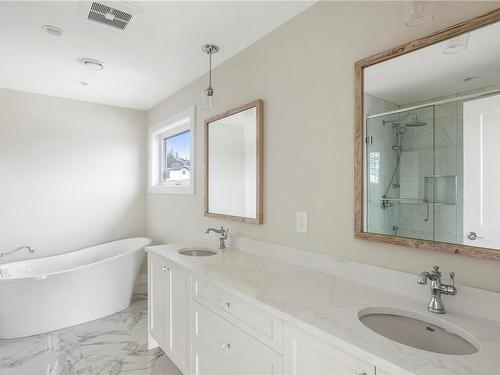 7050 Brailsford Pl, Sooke, BC - Indoor Photo Showing Bathroom