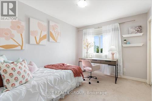 123 Sarah Court, Belleville, ON - Indoor Photo Showing Bedroom