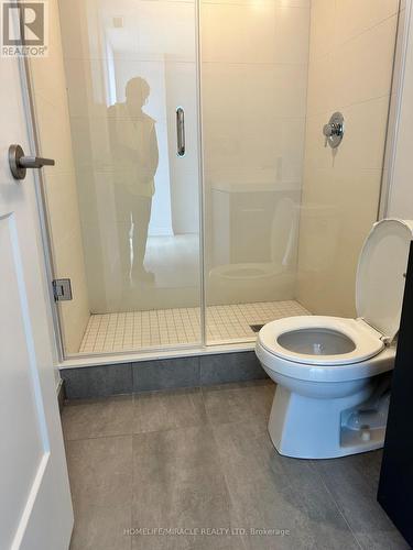 3828 - 28 Widmer Street, Toronto (Waterfront Communities), ON - Indoor Photo Showing Bathroom