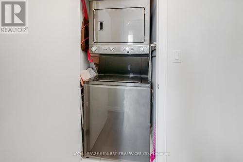 3108 - 300 Bloor Street E, Toronto, ON - Indoor Photo Showing Laundry Room