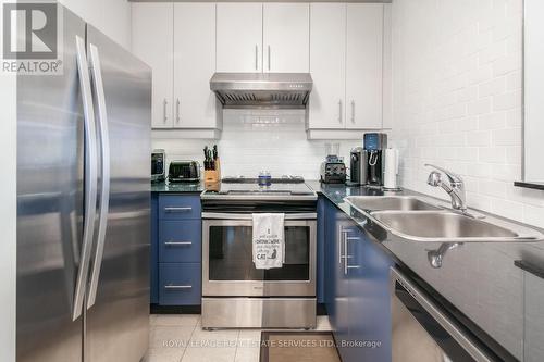 3108 - 300 Bloor Street E, Toronto, ON - Indoor Photo Showing Kitchen With Double Sink With Upgraded Kitchen