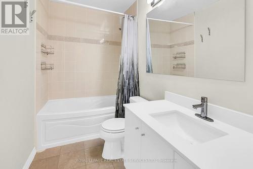 3108 - 300 Bloor Street E, Toronto, ON - Indoor Photo Showing Bathroom