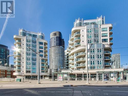 209 - 600 Queens Quay W, Toronto (Waterfront Communities), ON - Outdoor With Balcony With Facade