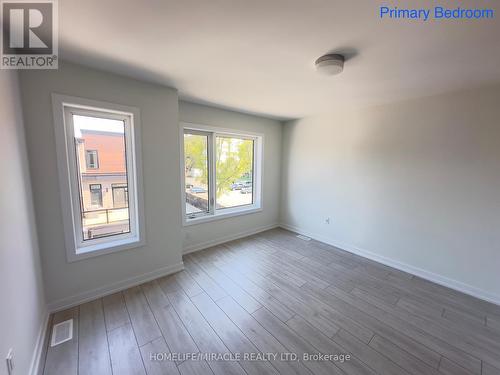 1539 Midland Avenue, Toronto (Bendale), ON - Indoor Photo Showing Other Room