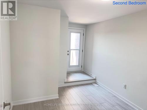 1539 Midland Avenue, Toronto (Bendale), ON - Indoor Photo Showing Other Room