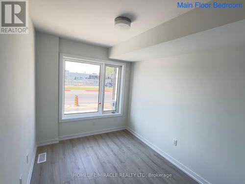 1539 Midland Avenue, Toronto (Bendale), ON - Indoor Photo Showing Other Room