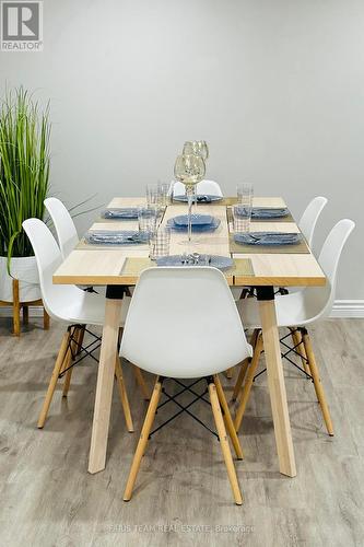 164 Eagle Street, Newmarket (Central Newmarket), ON - Indoor Photo Showing Dining Room