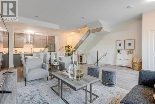 Th 33 - 11750 Ninth Line, Whitchurch-Stouffville (Stouffville), ON - Indoor Photo Showing Living Room