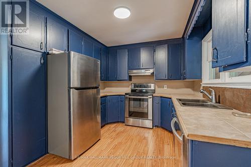 34 Strabane Avenue, Barrie, ON - Indoor Photo Showing Kitchen With Double Sink