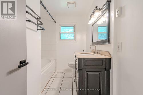 34 Strabane Avenue, Barrie (Codrington), ON - Indoor Photo Showing Bathroom