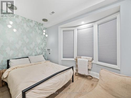 238 Garden Avenue, Toronto, ON - Indoor Photo Showing Bedroom