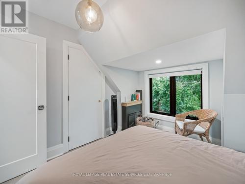 238 Garden Avenue, Toronto (High Park-Swansea), ON - Indoor Photo Showing Bedroom