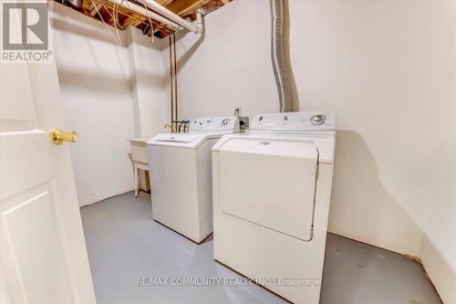 1328 Galesway Boulevard, Mississauga (East Credit), ON - Indoor Photo Showing Laundry Room