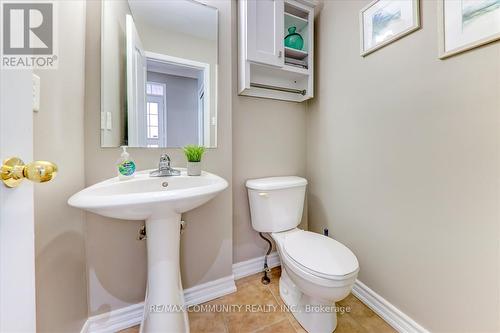 1328 Galesway Boulevard, Mississauga, ON - Indoor Photo Showing Bathroom