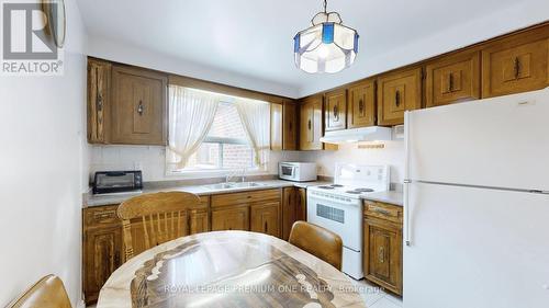 68 Mulholland Avenue, Toronto, ON - Indoor Photo Showing Kitchen