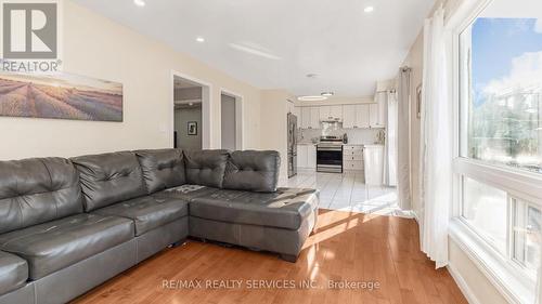 14 Wetmeadow Drive, Brampton, ON - Indoor Photo Showing Living Room With Fireplace