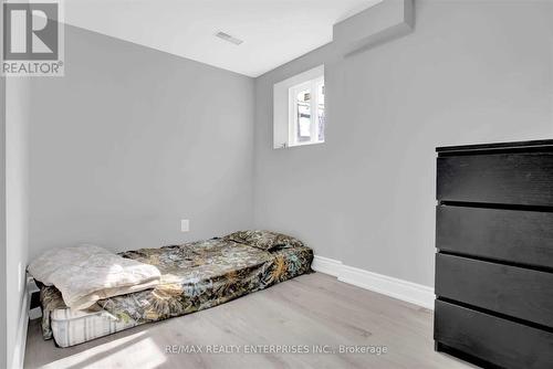 11 Ava Court, Brampton (Avondale), ON - Indoor Photo Showing Bedroom