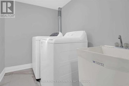 11 Ava Court, Brampton (Avondale), ON - Indoor Photo Showing Laundry Room