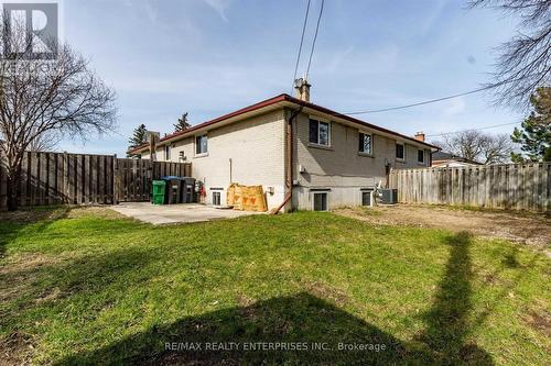 11 Ava Court, Brampton (Avondale), ON - Outdoor With Exterior