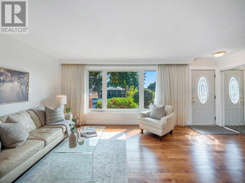 88 Wellesworth Drive, Toronto (Eringate-Centennial-West Deane), ON - Indoor Photo Showing Living Room