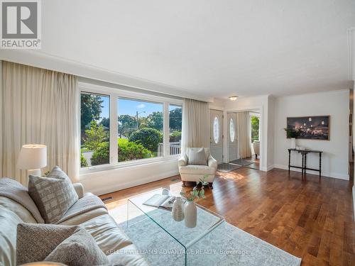 88 Wellesworth Drive, Toronto (Eringate-Centennial-West Deane), ON - Indoor Photo Showing Living Room