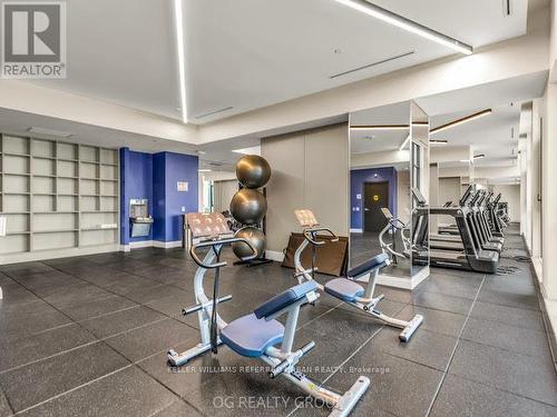 621 - 293 The Kingsway, Toronto (Edenbridge-Humber Valley), ON - Indoor Photo Showing Gym Room