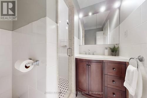 17 The Wishbone, Toronto (Brookhaven-Amesbury), ON - Indoor Photo Showing Bathroom