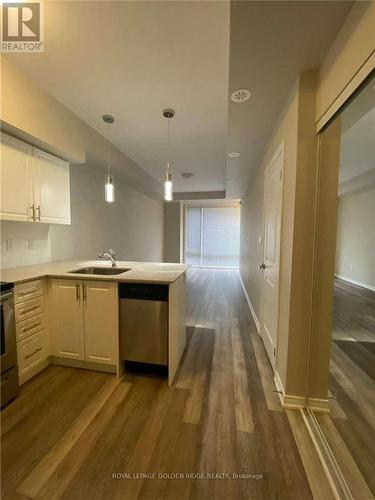 59 - 28 Fieldway Road, Toronto (Islington-City Centre West), ON - Indoor Photo Showing Kitchen