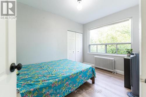 302 - 37 Mericourt Road, Hamilton, ON - Indoor Photo Showing Bedroom