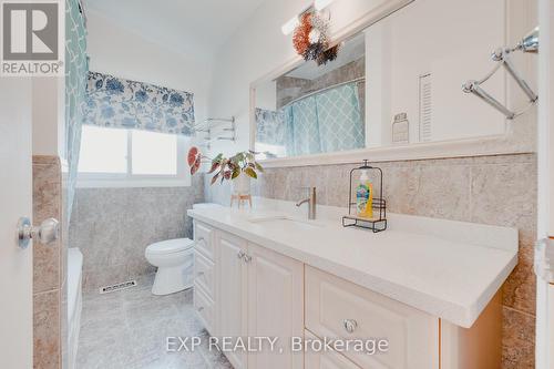 112 Buckingham Drive, Hamilton (Westcliffe), ON - Indoor Photo Showing Bathroom