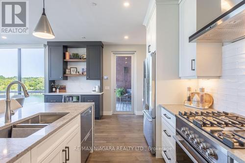 302 - 57 Lakeport Road, St. Catharines, ON - Indoor Photo Showing Kitchen With Double Sink With Upgraded Kitchen