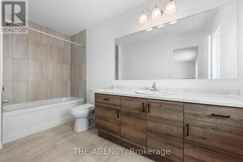 3117 Turner Crescent, London, ON - Indoor Photo Showing Bathroom