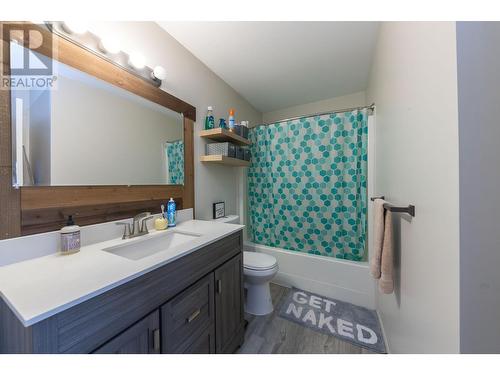 13-1876 Tranquille Rd, Kamloops, BC - Indoor Photo Showing Bathroom