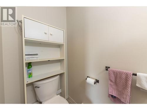 13-1876 Tranquille Rd, Kamloops, BC - Indoor Photo Showing Bathroom