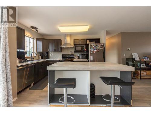 13-1876 Tranquille Rd, Kamloops, BC - Indoor Photo Showing Kitchen