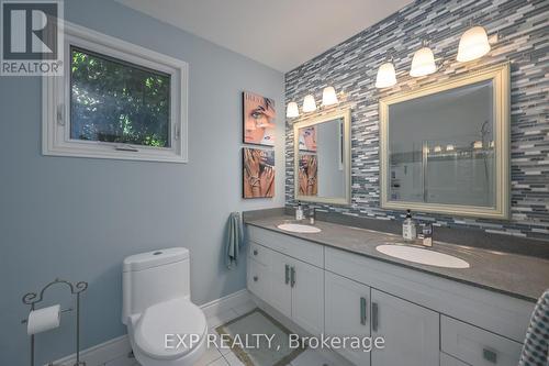 109 Parkview Drive, Thames Centre (Dorchester), ON - Indoor Photo Showing Bathroom